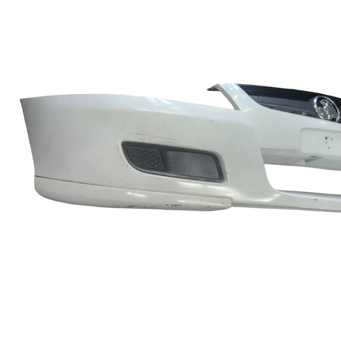 ali2004 - VZ Holden Commodore - Front Bar and Grille Heron White