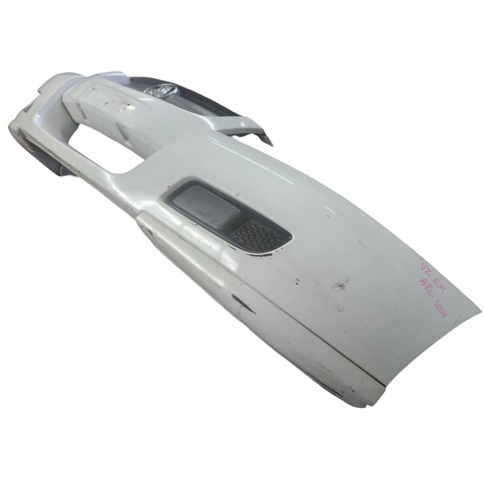 ali2004 - VZ Holden Commodore - Front Bar and Grille Heron White