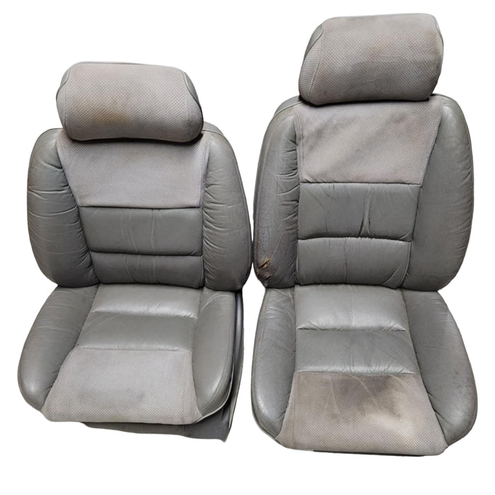 A038 - VS HOLDEN CAPRICE - FRONT SEAT SET  **GOOD FOR PARTS ONLY ** Leather & Cloth