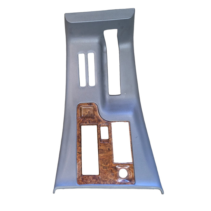 Geo009 - VS Holden Calais - Centre Console Trim - Woodgrain