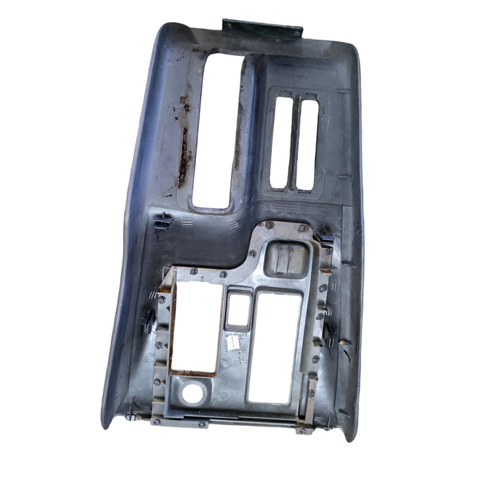 Geo009 - VS Holden Calais - Centre Console Trim - Woodgrain