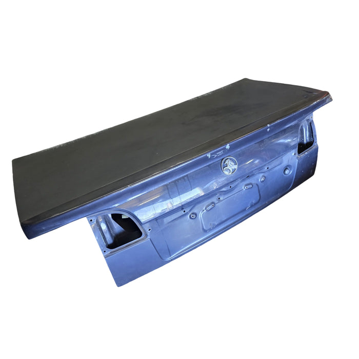 #geo VS HSV holden commodore - Bootlid with Bobtail Spoiler Rust Free