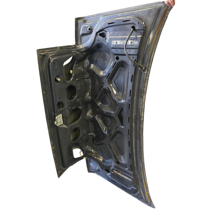 #geo VS HSV holden commodore - Bootlid with Bobtail Spoiler Rust Free