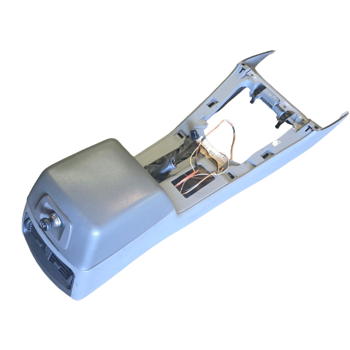 #geo - VS HOLDEN Calais - Centre Console Assembly - INCLUDES Rear Air Vents & Cigarette lighter