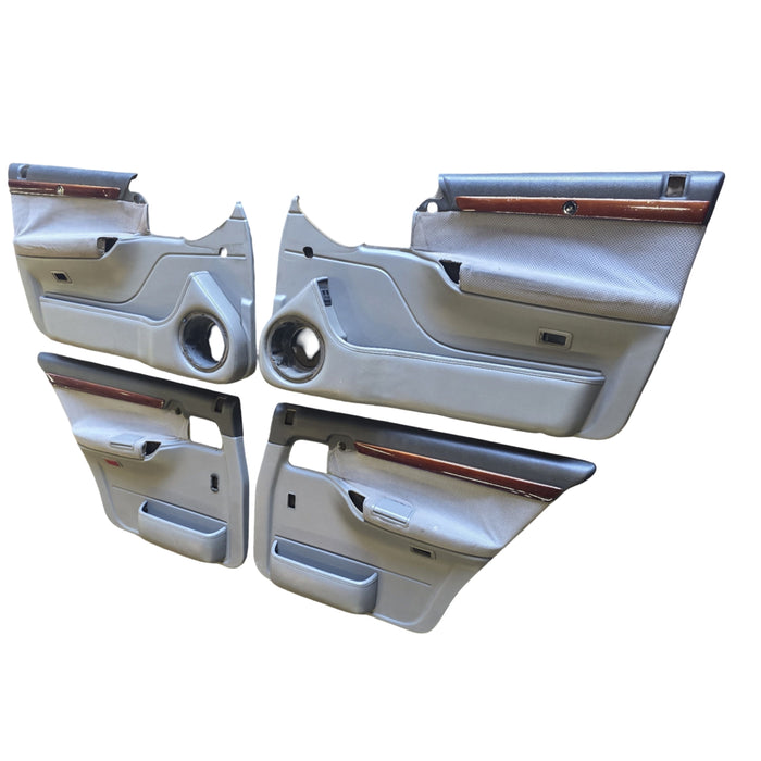 #geo - VS Holden Statesman - Two-Toned DOORCARDS with Woodgrain feature and rear door ashtrays