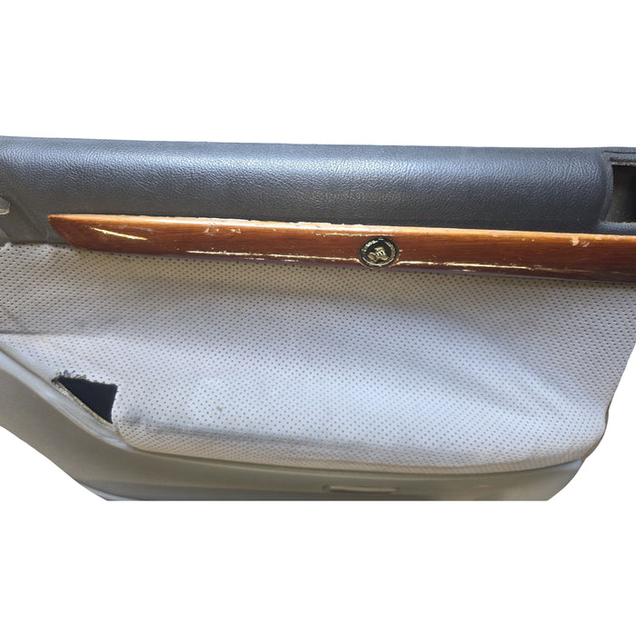 #geo - VS Holden Statesman - Two-Toned DOORCARDS with Woodgrain feature and rear door ashtrays