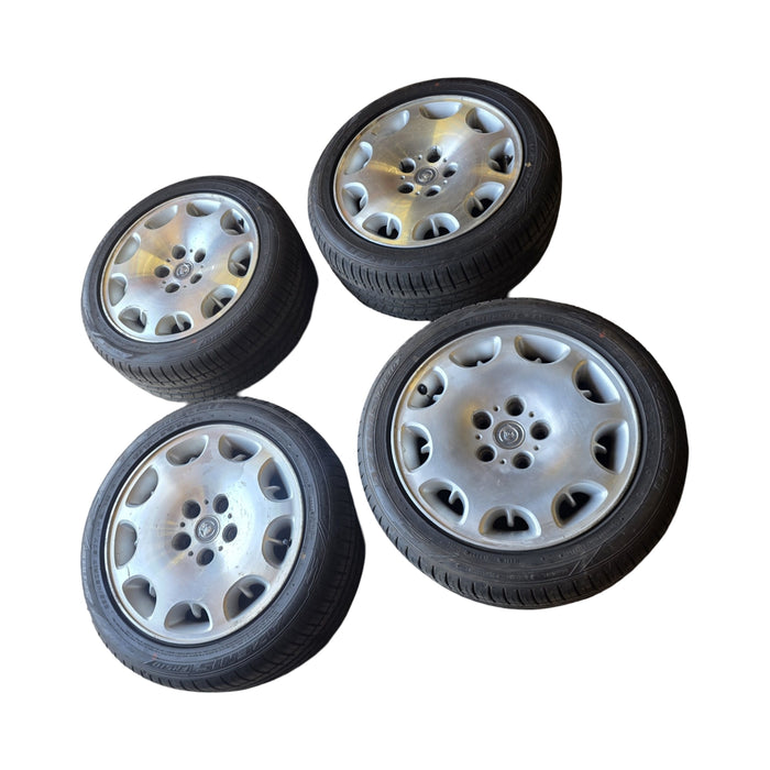 #geo - VT Holden International - 17" Wheels with Centre Caps and New Tyres (set of 4)