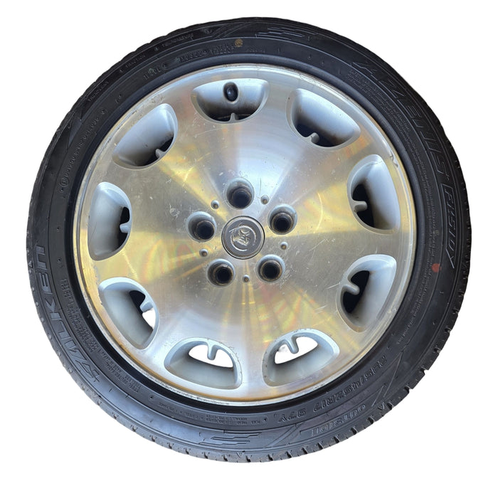 #geo - VT Holden International - 17" Wheels with Centre Caps and New Tyres (set of 4)