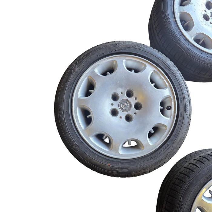 #geo - VT Holden International - 17" Wheels with Centre Caps and New Tyres (set of 4)