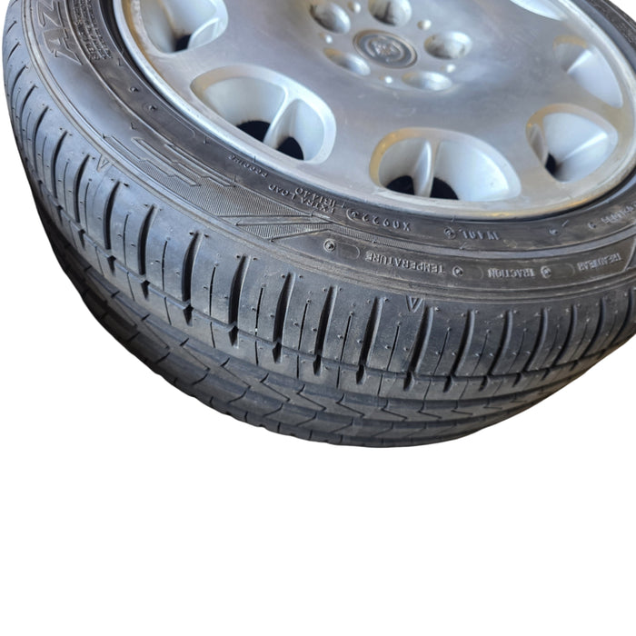 #geo - VT Holden International - 17" Wheels with Centre Caps and New Tyres (set of 4)