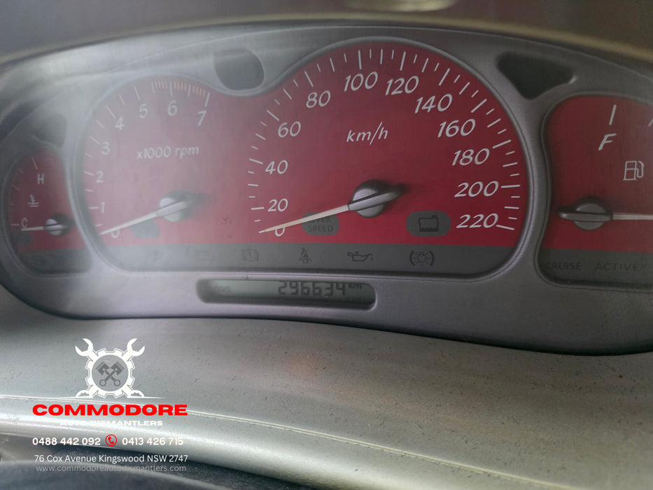 VUSS010 - VU Holden Commodore Utility - Cluster V8 MANUAL LS1 - 294, xxxkms "DG"