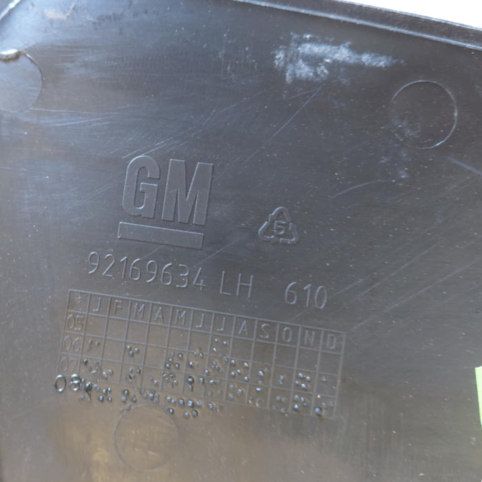 WM / VE Holden Commodore - PASSENGER SIDE - Centre Console SIDE Trim Onyx Plastic