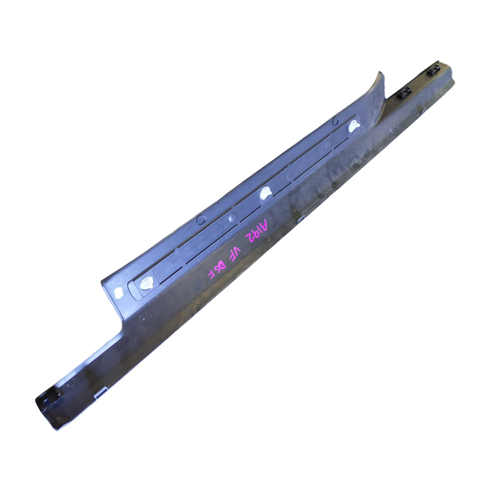 VE / VF Holden Commodore Sedan - DRIVERS FRONT - Scuff Sill Trim / Includes Alloy Insert - PART #92200191