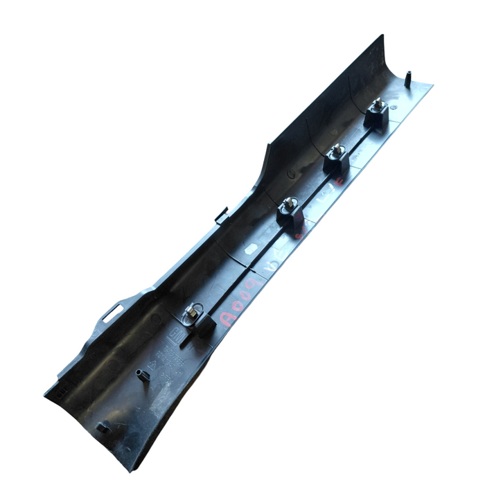 VE/WM Holden Commodore - PASSENGER FRONT - Scuff Sill Trim / Black - PART #92121340