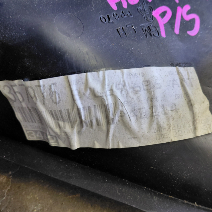 VY / VZ Holden Commodore - PASSENGER SIDE - Dash End Trim #81i Black