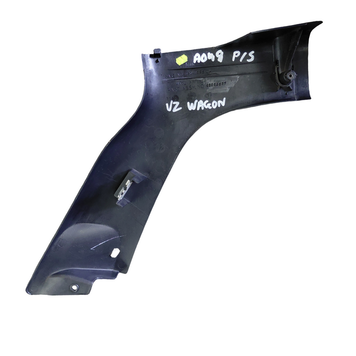 VT / VX / VY / VZ Holden Commodore Wagon - PASSENGER SIDE - D-Pillar Plastic Trim #81i Black - Part #92052537