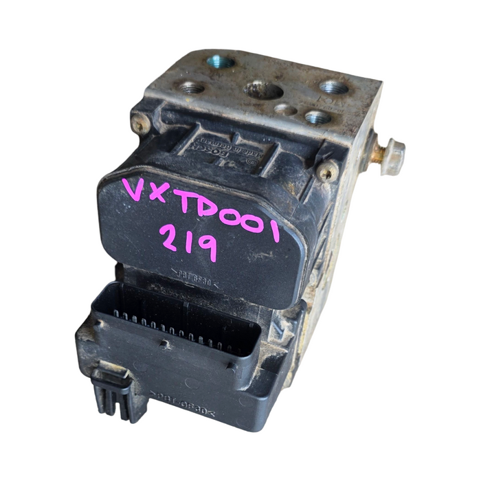 TD001 - VT Holden Commodore - V6 ABS Module #219