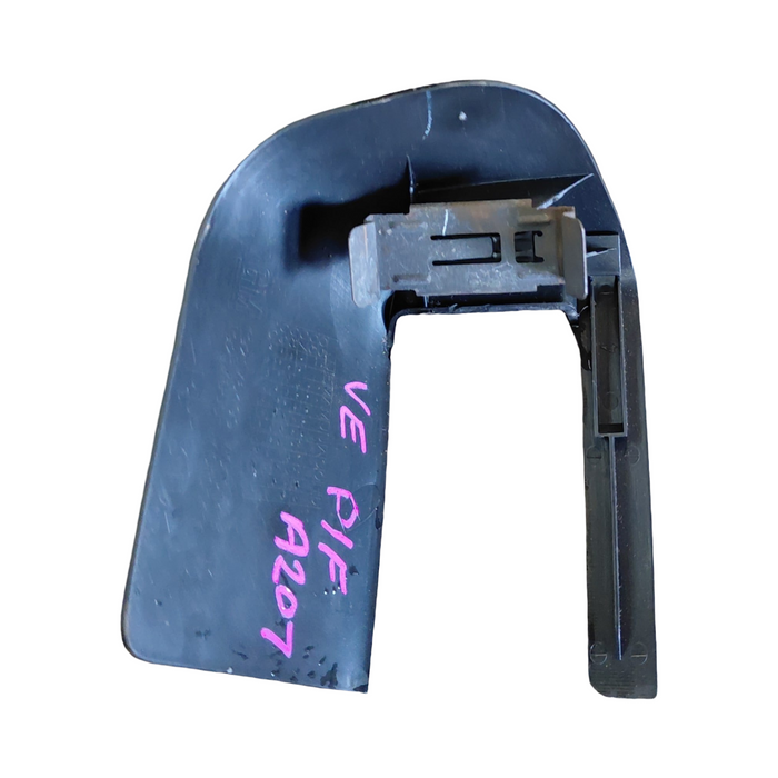 VE / WM Holden Commodore - DRIVERS SIDE Seat Rail end cap - Black P/N: 92176498
