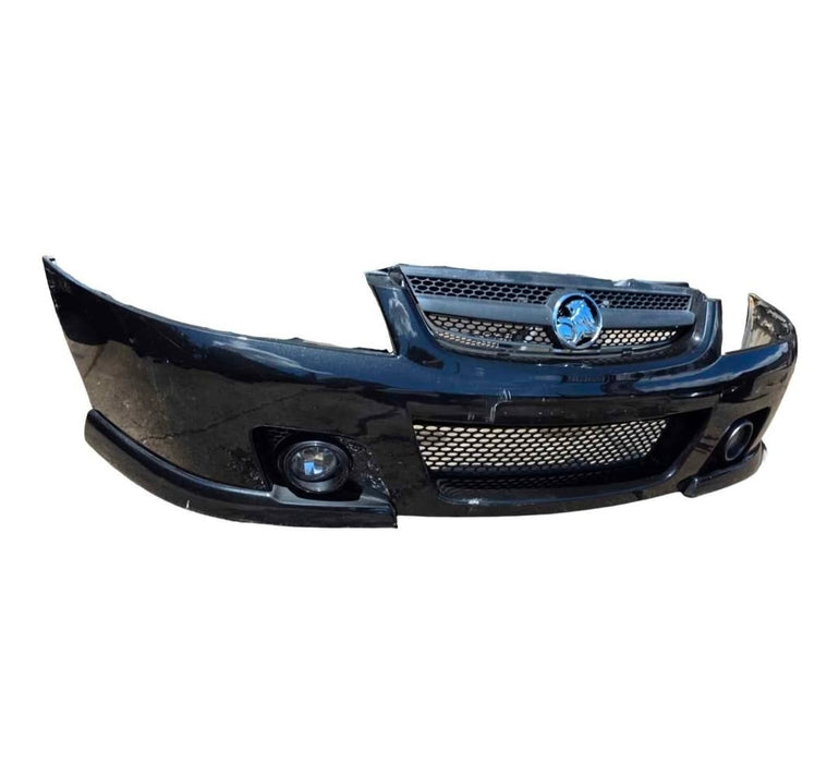 ALI001 - VZ Holden Calais - Front Bar Complete with Upper and Lower Grilles and Fog Lights Phantom Black
