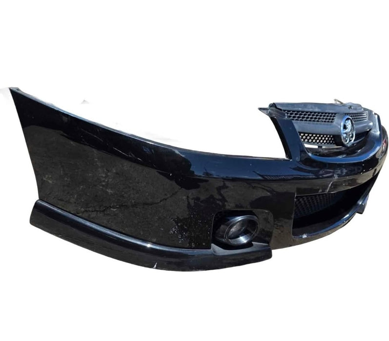 ALI001 - VZ Holden Calais - Front Bar Complete with Upper and Lower Grilles and Fog Lights Phantom Black