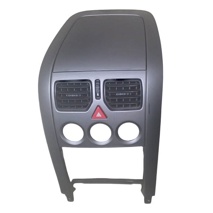 Eb3008 VY / VZ Holden Commodore - Centre Dash Trim with Air Vents and Hazard Switch