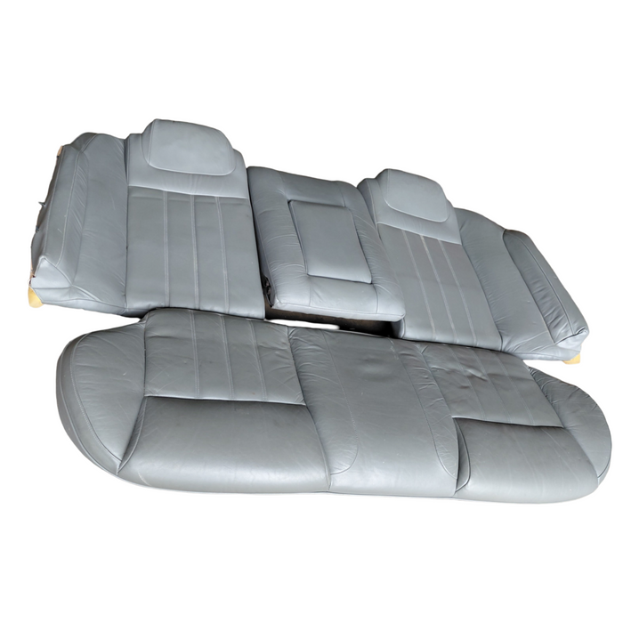 mp001- VS Holden Statesman - Rear Leather Seats  Grey