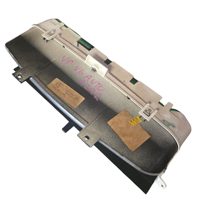 A292 - VP Holden Commodore SEDAN (1992) - Cluster LG2 V6 AUTO - 212, 838kms KE VIN: #6H8VPK19HNL584644