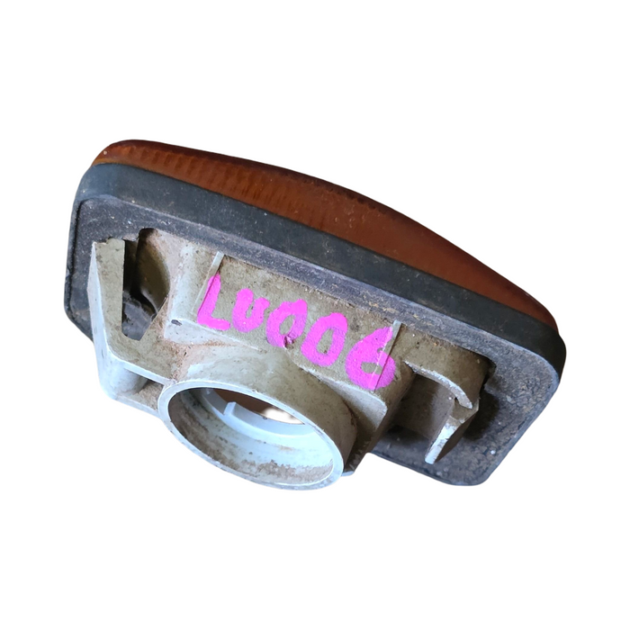 LU006 - VG / VN / VP / VR / VS Holden Commodore - Guard Blinker Amber GENUINE