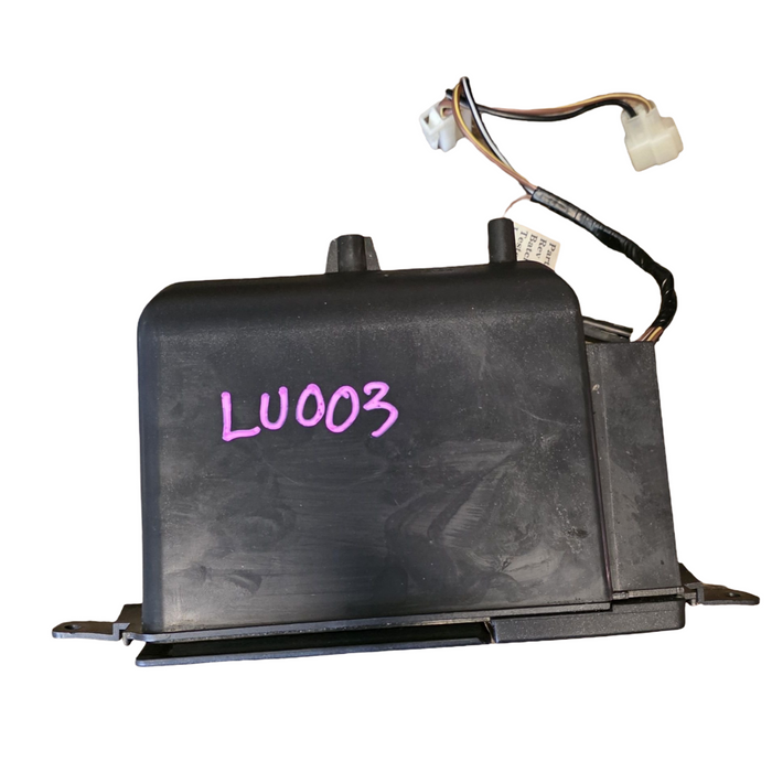 Lu003 - VT / VX / WH Holden Commodore - Ashtray & Power Socket Combo