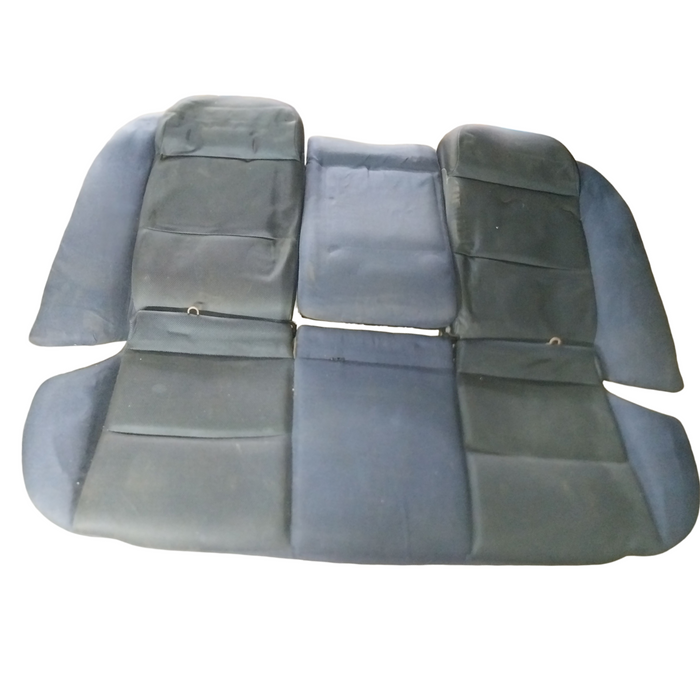 A102 - VZ Holden Commodore Sedan - Rear Seats