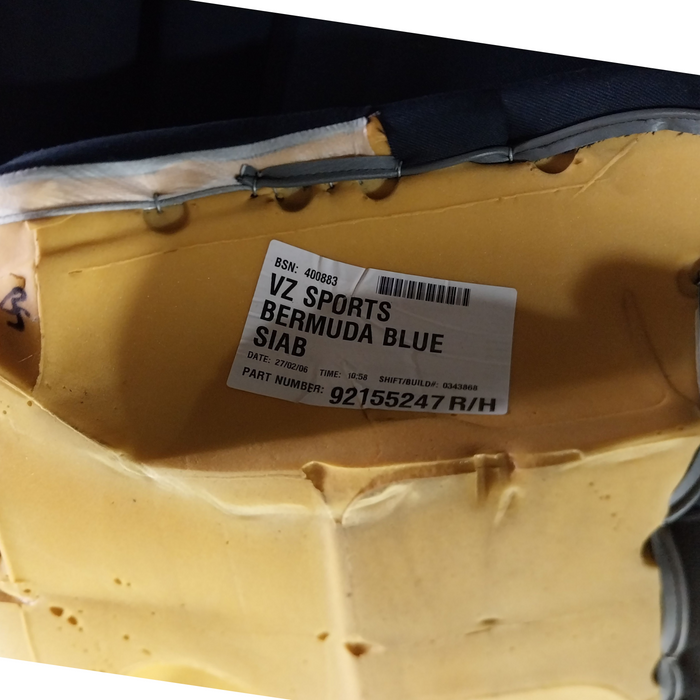 A102 - VZ Holden Commodore Sedan - Rear Seats