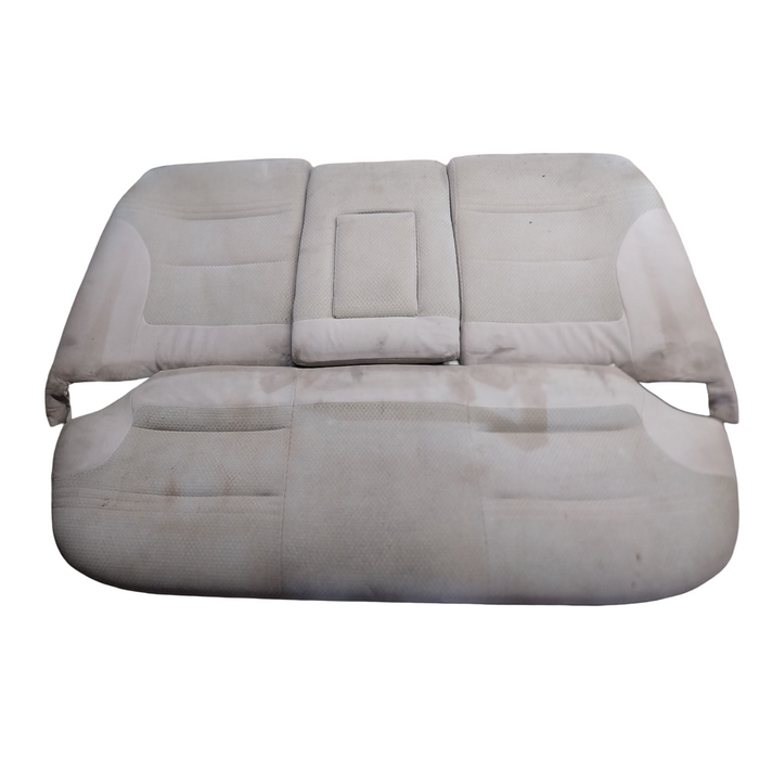A191 - VP Holden Commodore Berlina Sedan - Rear Seat