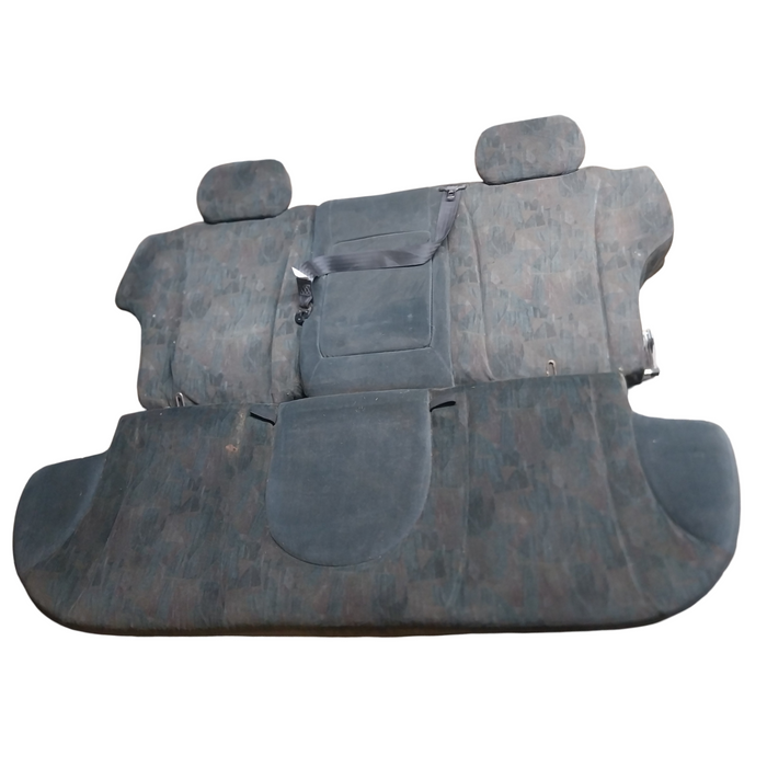 A043 - VT Holden Commodore Wagon Acclaim - Rear Seat