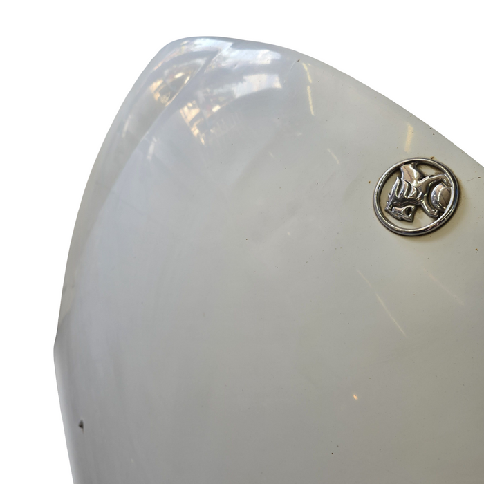 MP101 - VT / VX Holden Commodore - Bonnet / Heron White