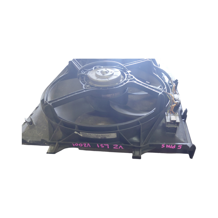 vz001 - VZ Holden Commodore Wagon Sep 05 - V8 LS1 Thermo Fan 5 pin