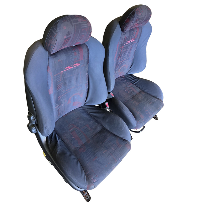 VXSS001 - VX SS HOLDEN COMMODORE - Front Seats (SET) Cloth Red