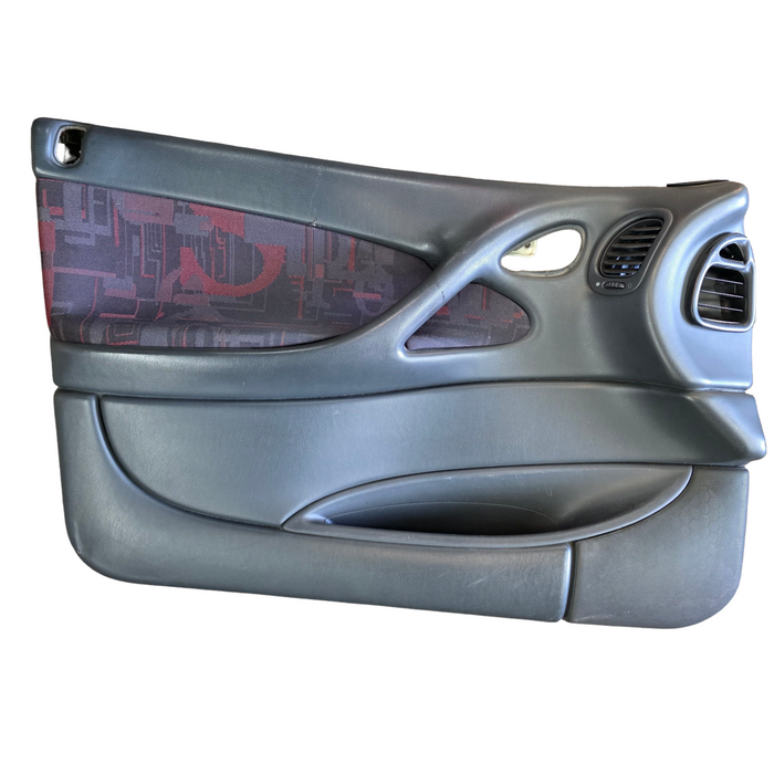 VXSS001 - VX SS HOLDEN COMMODORE SEDAN - SS Doorcard (SET) Cloth Red