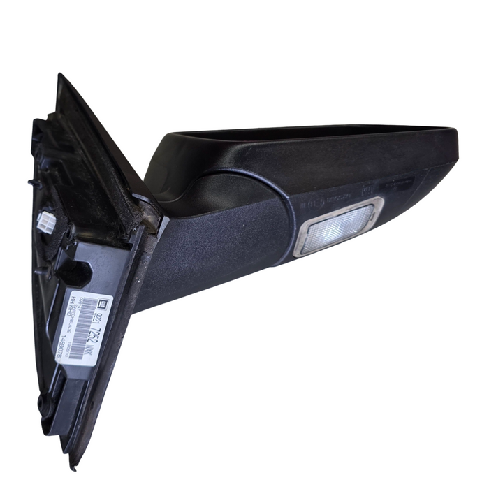 SM001 - WM / VE Holden Commodore - DRIVERS SIDE Mirror - Paint Code #636R Switchblade Silver