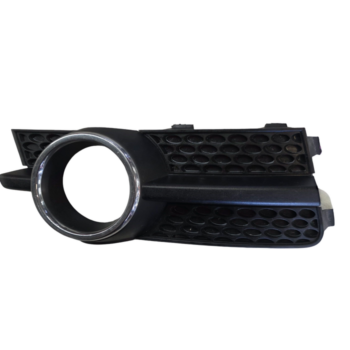 Sm001 - VZ Holden Commodore SVZ - DRIVER'S SIDE - Fog Light Bezel