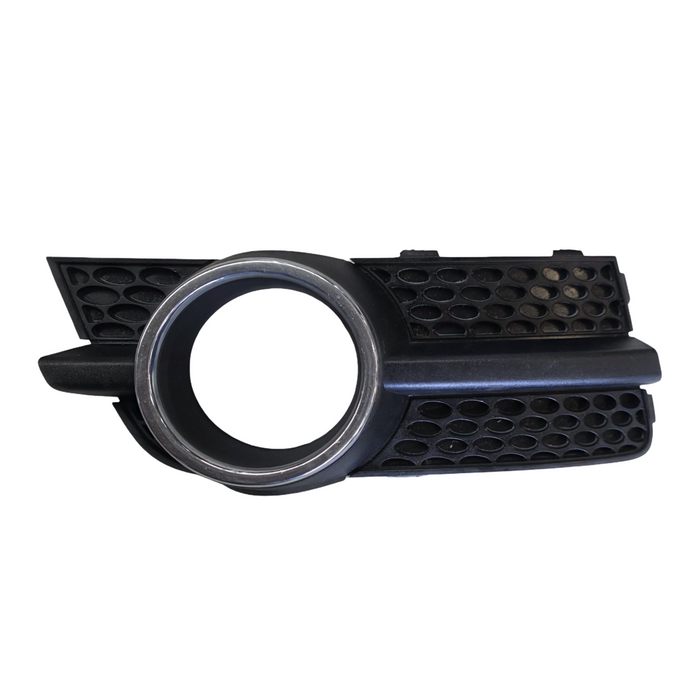 Sm001 - VZ Holden Commodore SVZ - DRIVER'S SIDE - Fog Light Bezel