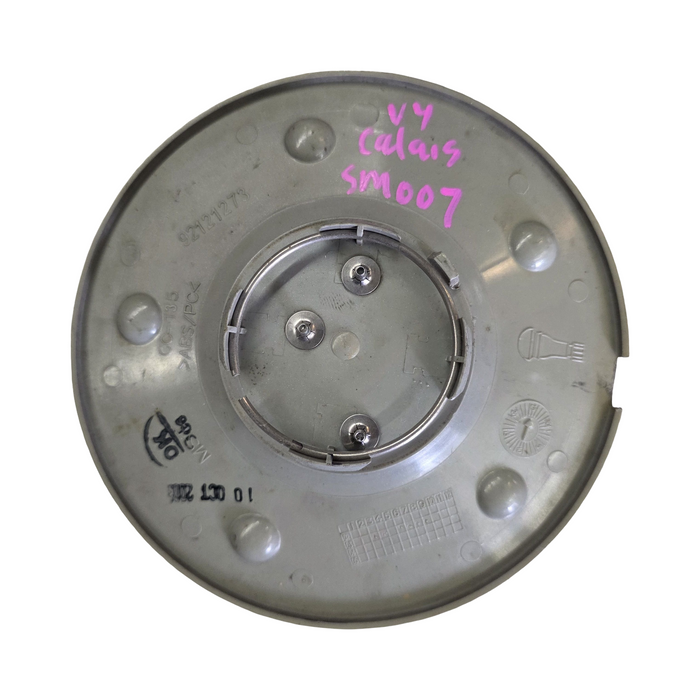 Sm001 - VY Holden Calais - Centre Cap SM007