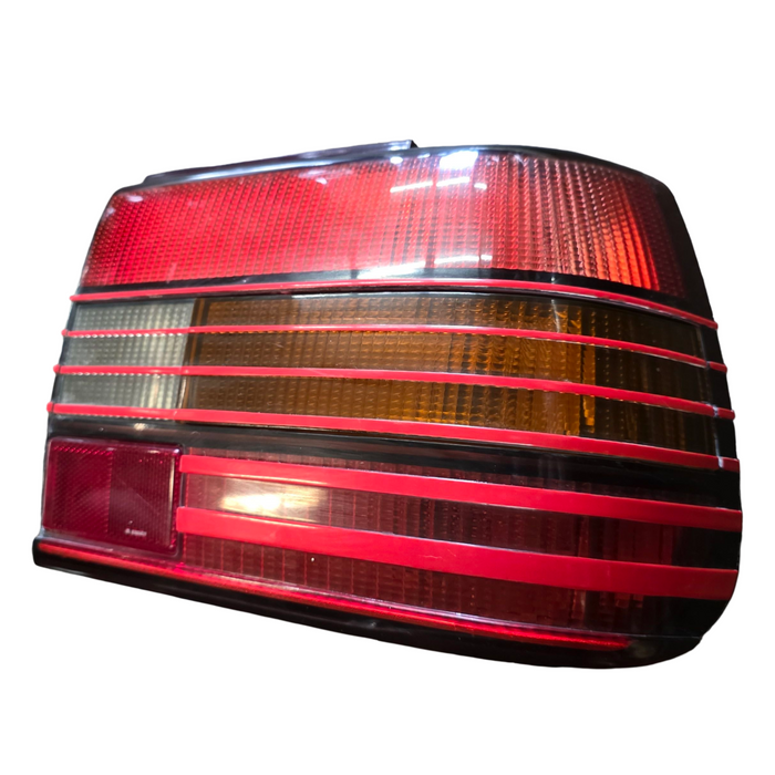 Sm001 - VP SS Holden Commodore Sedan - DRIVER'S SIDE - Taillight