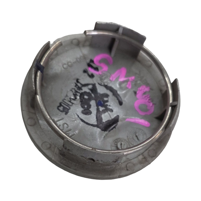 Sm001 - VX SS Holden Commodore - Centre Cap / Silver
