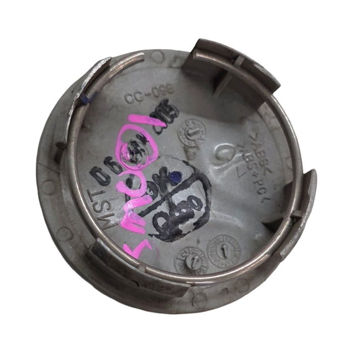 Sm001 - VX SS Holden Commodore - Centre Cap / Silver