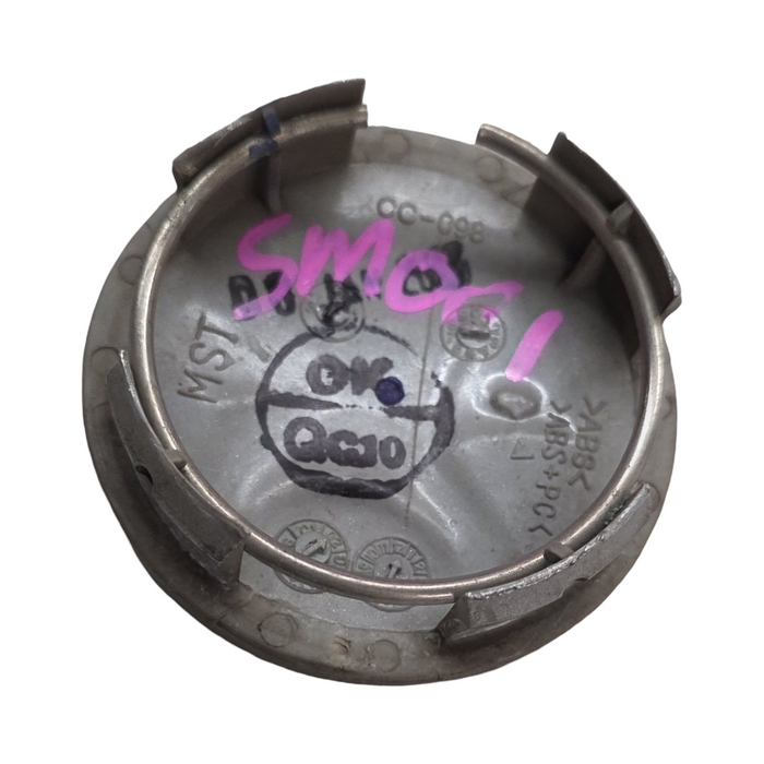 Sm001 - VX SS Holden Commodore - Centre Cap / Silver