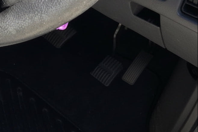A301 - VT HOLDEN COMMODORE WAGON - Brake Pedal GENUINE V6 MANUAL