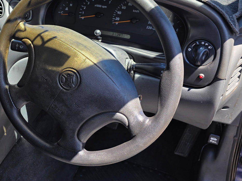 A301 - VT HOLDEN COMMODORE - Lower Dash Fuse Panel GENUINE - TRIM #17i