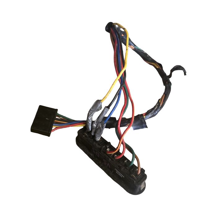 EB4001 - VR / VS Holden Commodore - DRIVER'S SIDE - Power Window Switch / Child Lock / Long Loom