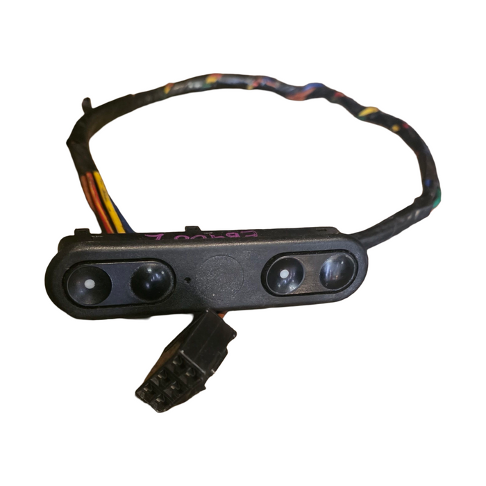 Eb4002 - VR / VS Holden Commodore - PASSENGER SIDE - Power Window Switch / Long Loom