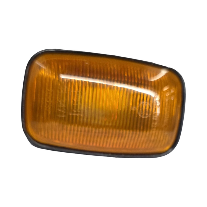 New OEM Quality - VP/VR Holden Commodore - Amber Guard Blinker (LH / RH)